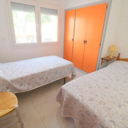 Apartment Riera Ginjolers